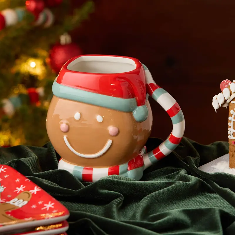 18 Oz Gingerbread-Themed Ceramic Christmas Mug 1