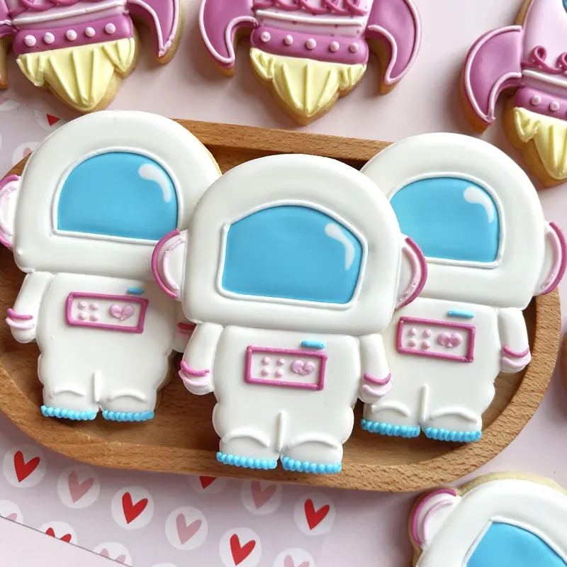 Adorable Astronaut Cookie Cutter 1