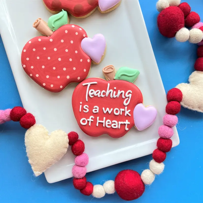 Apple-Shaped Cookie Cutter With Heart Detail 1