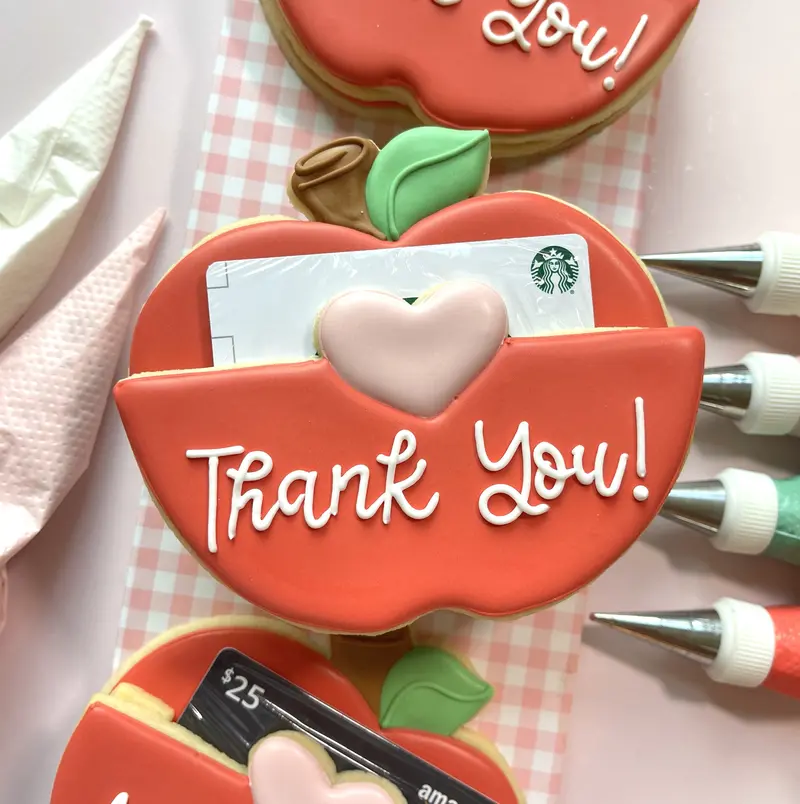 Apple-Themed Gift Card Holder Cookie Cutter Set (3-Piece) 1