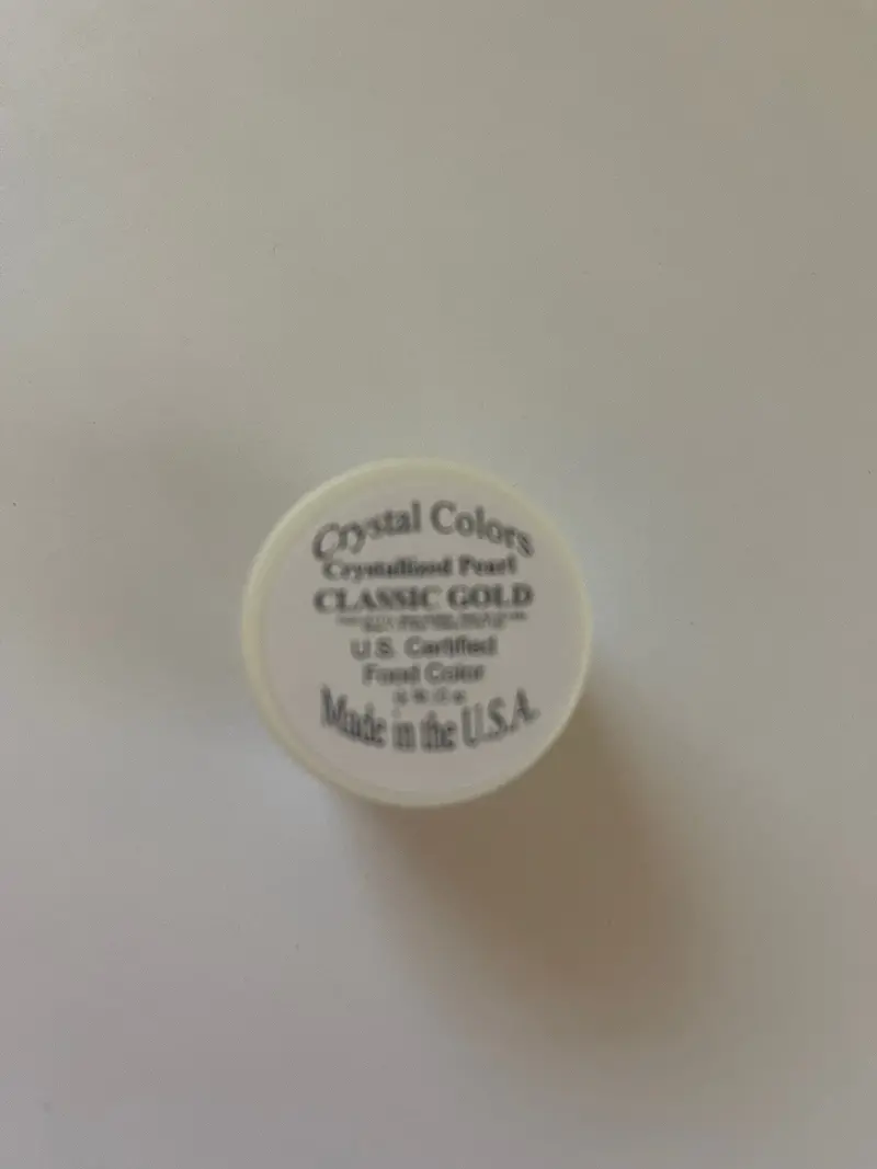Classic Gold Crystal Metallic Food Coloring 1