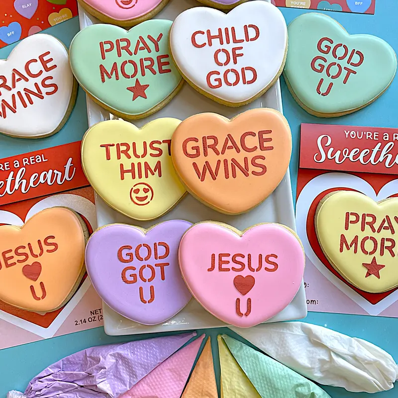 Large Faith Conversation Heart Stencil Set (3-Pack) 1