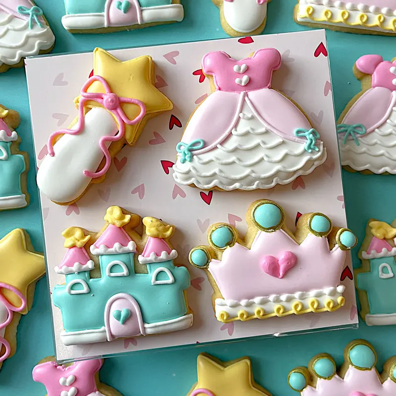 Miniature Princess Cookie Cutter Set (4-Piece Flour Box Club Edition) 1