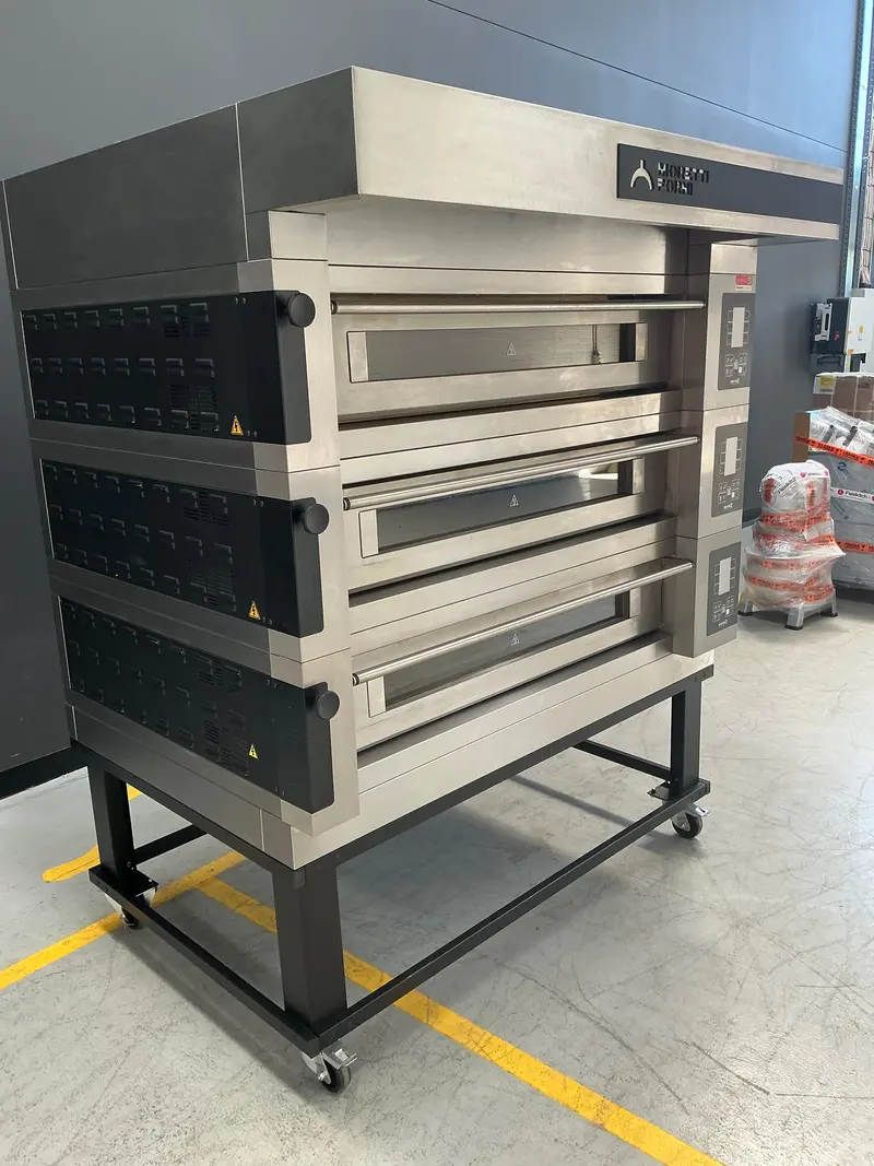 Moretti Forni Serie S Comp-S120E-3-S Triple-Deck Oven – Floor-Standing Model 1
