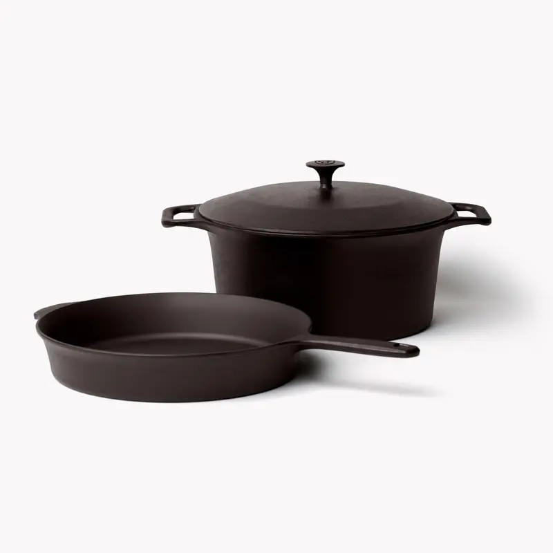 No. 10 Field Skillet And Enamel-Coated Dutch Oven Bundle 1