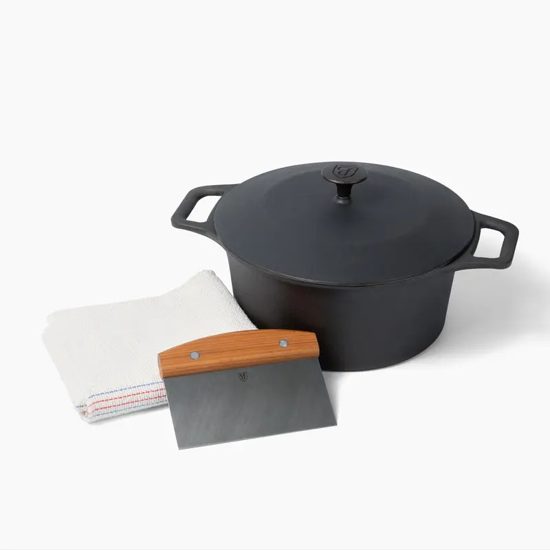 No. 8 Cast Iron Bread Baking Kit 1