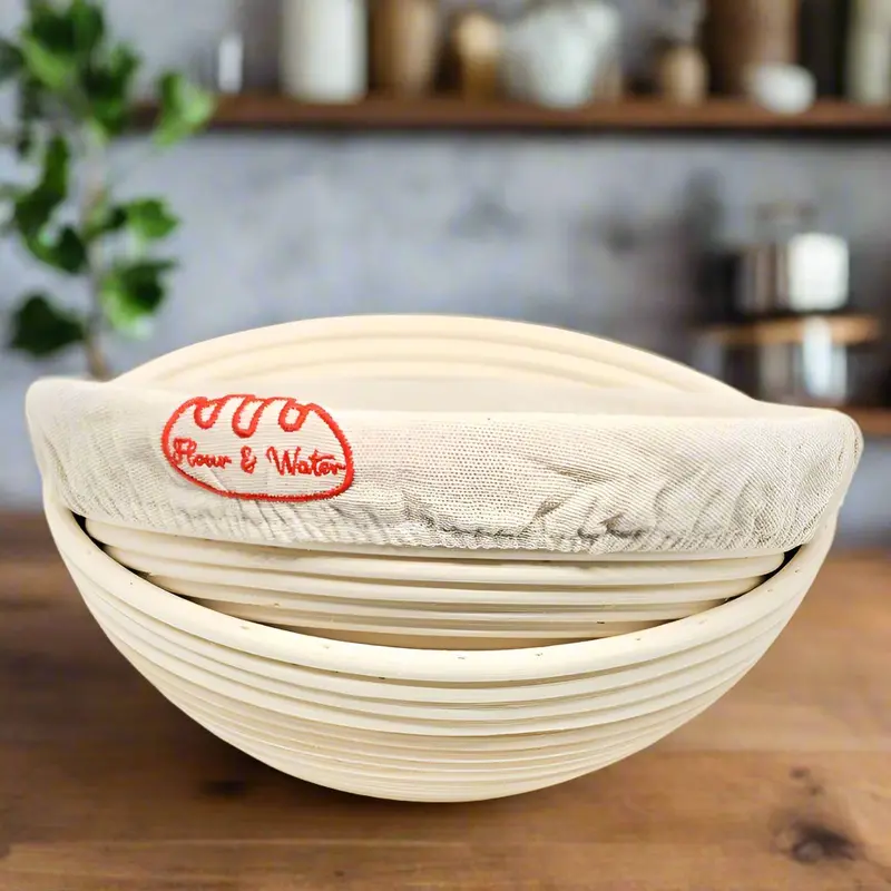 Round Wicker Banneton Basket With Removable Linen Liner 1