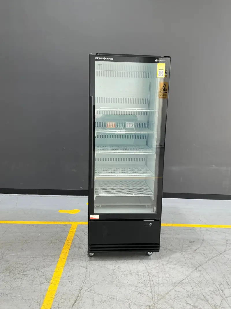 Skope Bme600N-Ac Single-Door Commercial Chiller Unit 1