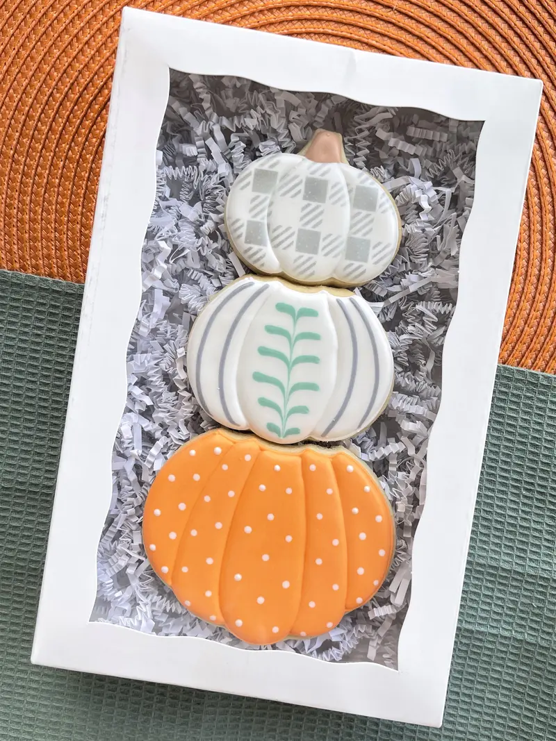 Stackable Pumpkin 3-In-1 Multi-Use Cookie Cutter 1