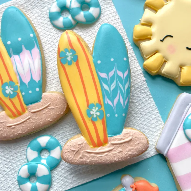 Surfboard-On-Sand Cookie Cutter Set 1
