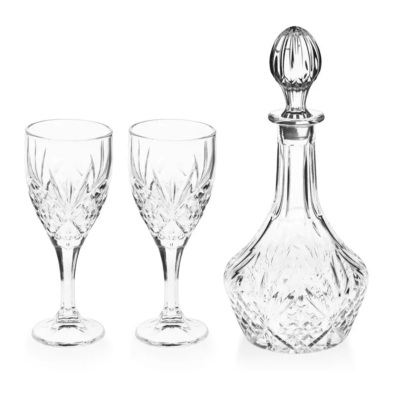 Tipperary Crystal Belvedere Wine Decanter With Two Matching Glasses 1