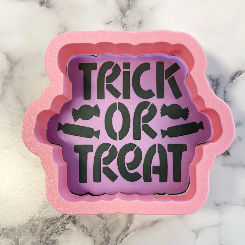 'Trick Or Treat' Plaque Cookie Cutter With Stencil – Flour Box Club 1