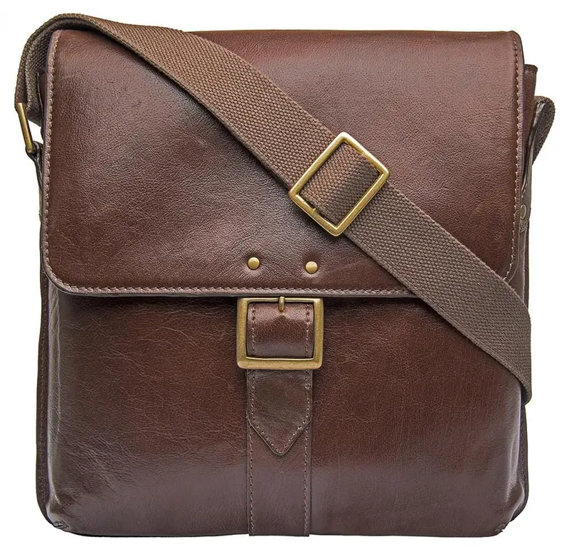 Vespucci Vertical Messenger Bag In Full Buffalo Leather 1
