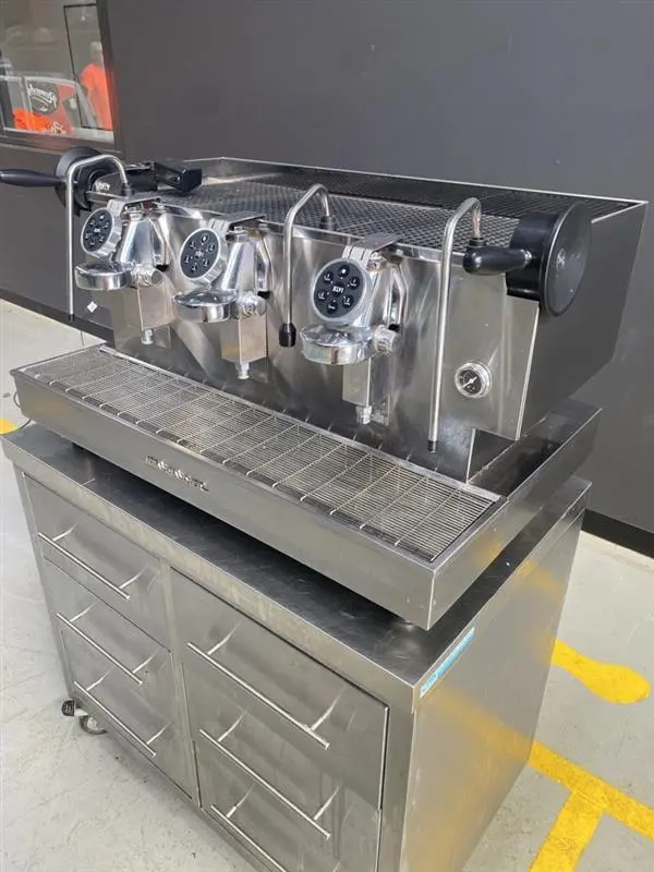 Xlvi Steamhammer Professional Three-Group Coffee Machine 1