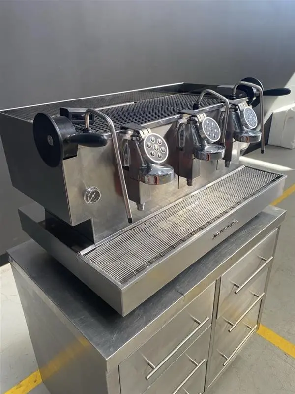 Xlvi Triple-Group Steamhammer Commercial Espresso Machine 1